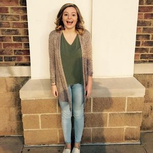 Meet your Posher, Brie