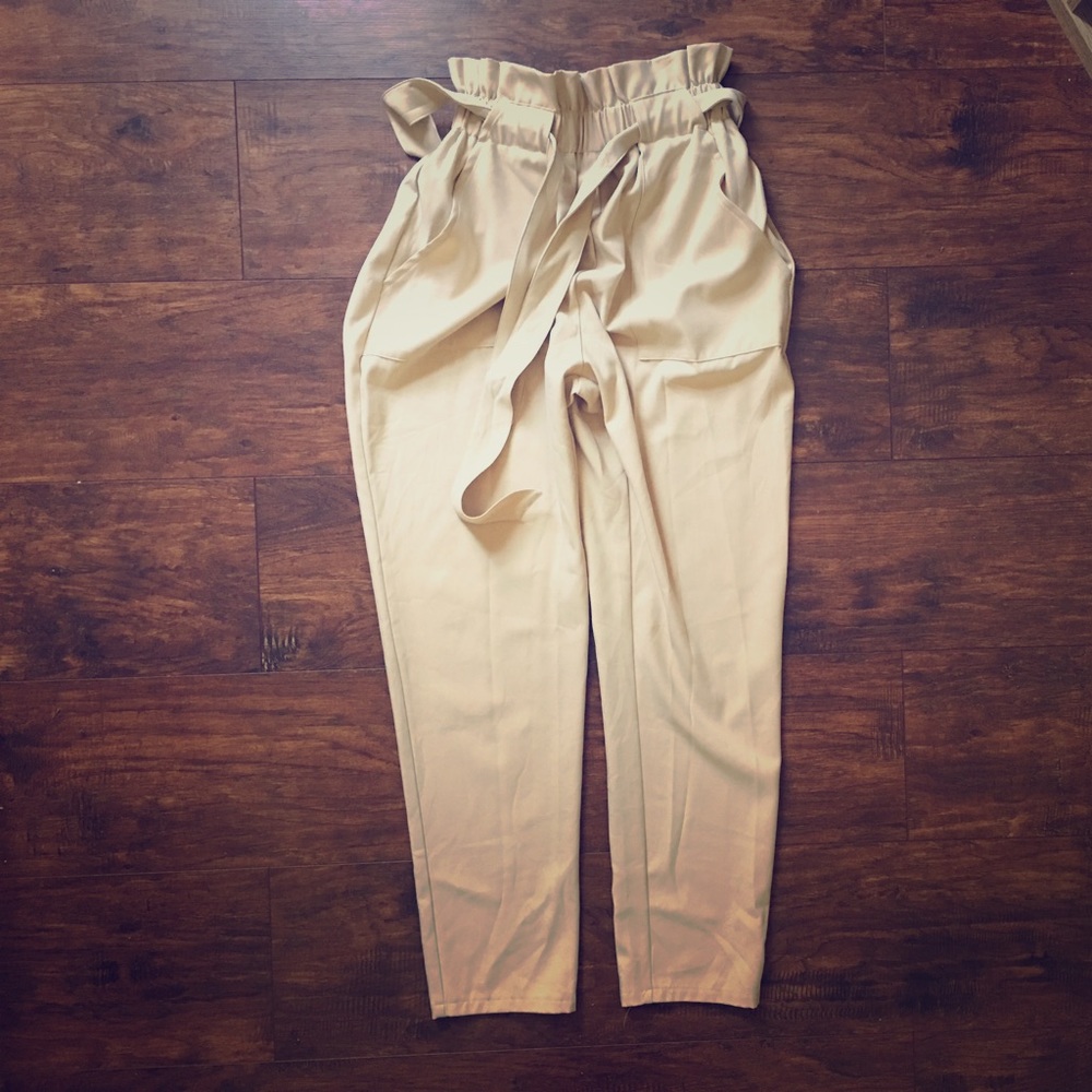 Nude high-waisted pants