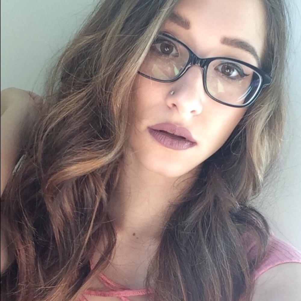 Meet your Posher, Micaela