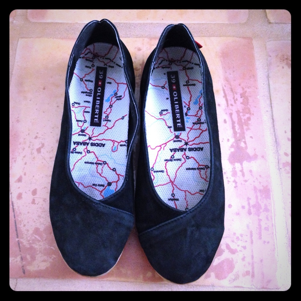 Oliberte Mbozi Black Ballet Flat, size 39