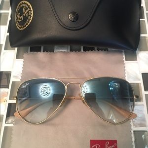 Ray-ban aviator sunglasses