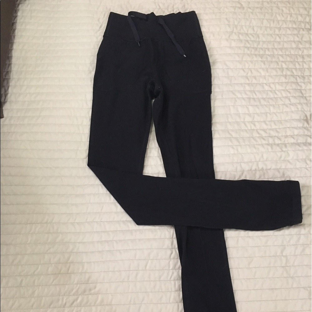 Lululemon skinny will pant size 4 🍋