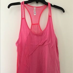 American eagle pink active top