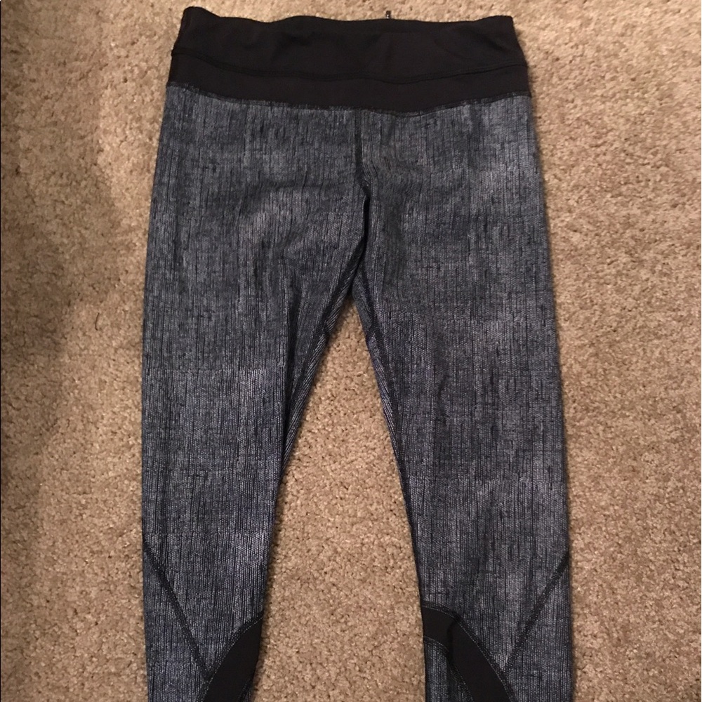 Lululemon crops
