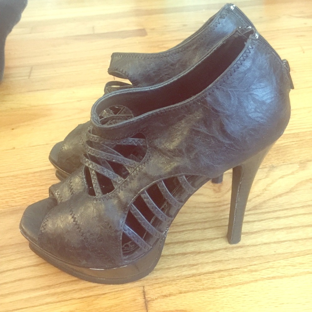 Black Women's 8 Stilletos