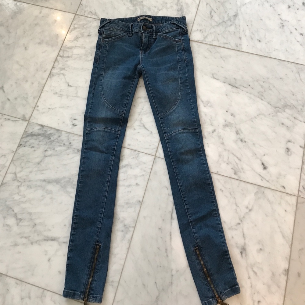 Women's jeans
