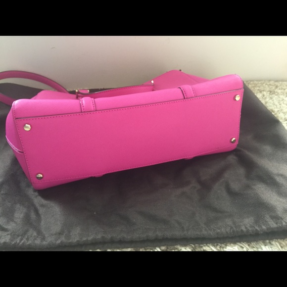 Kate Spade Bag. - Picture 4 of 5