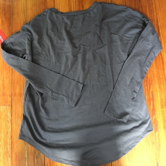 PURE BARRE SMALL EXERCISE LS TSHIRT - Picture 2 of 2
