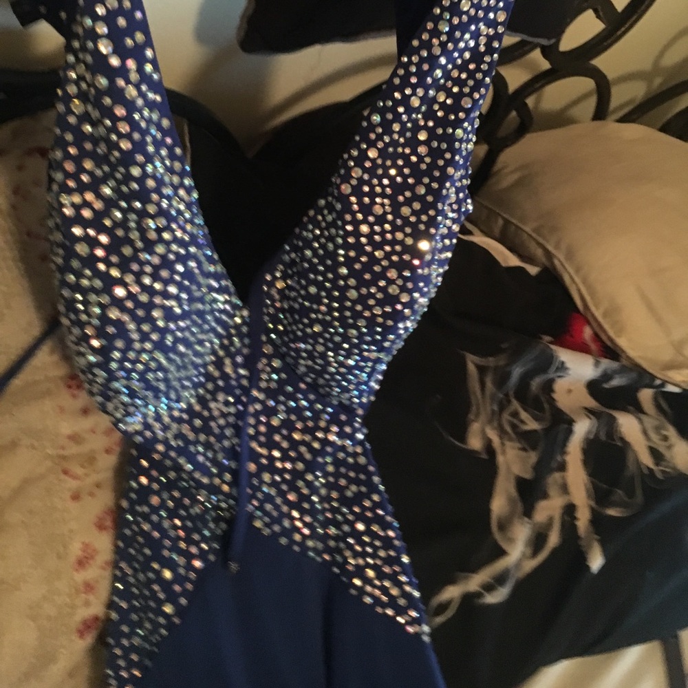 PROM DRESS - Picture 4 of 4