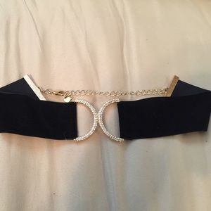Black rhinestone choker