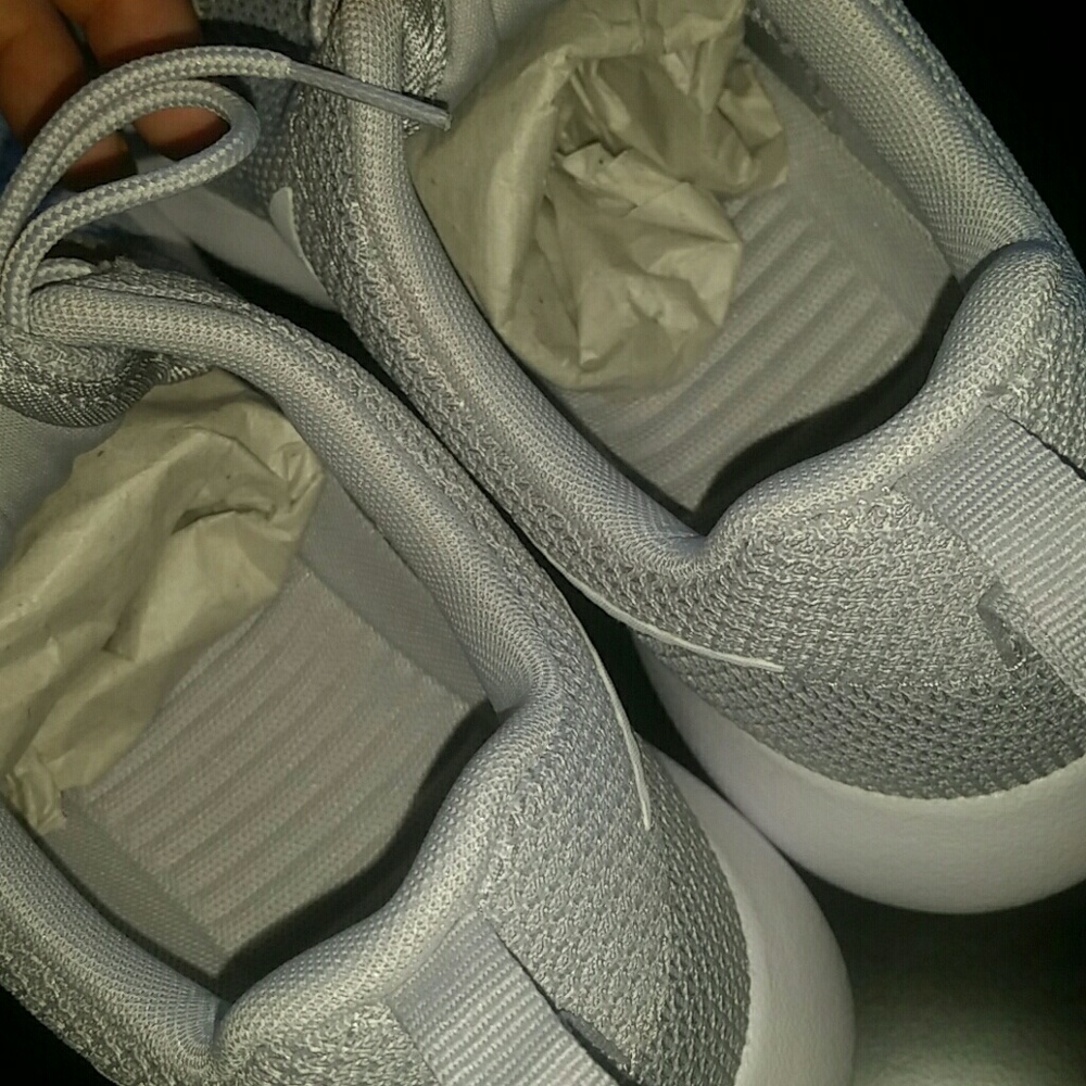 🔥🔥 Nike Roshe sneakers 🔥🔥 - Picture 6 of 7