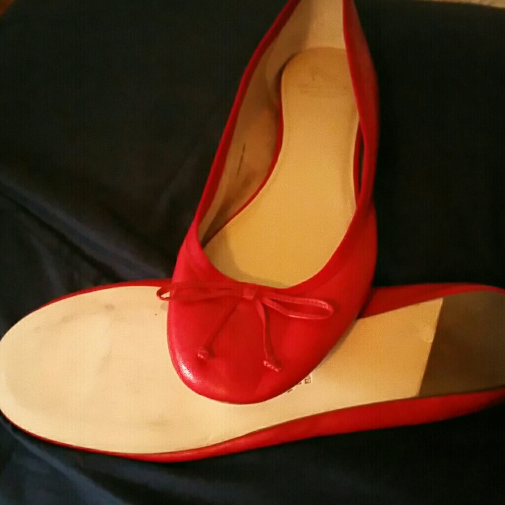 Women's leather slides red