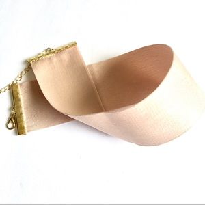 Great to Bundle - Satin Pale Pink and Gold Choker