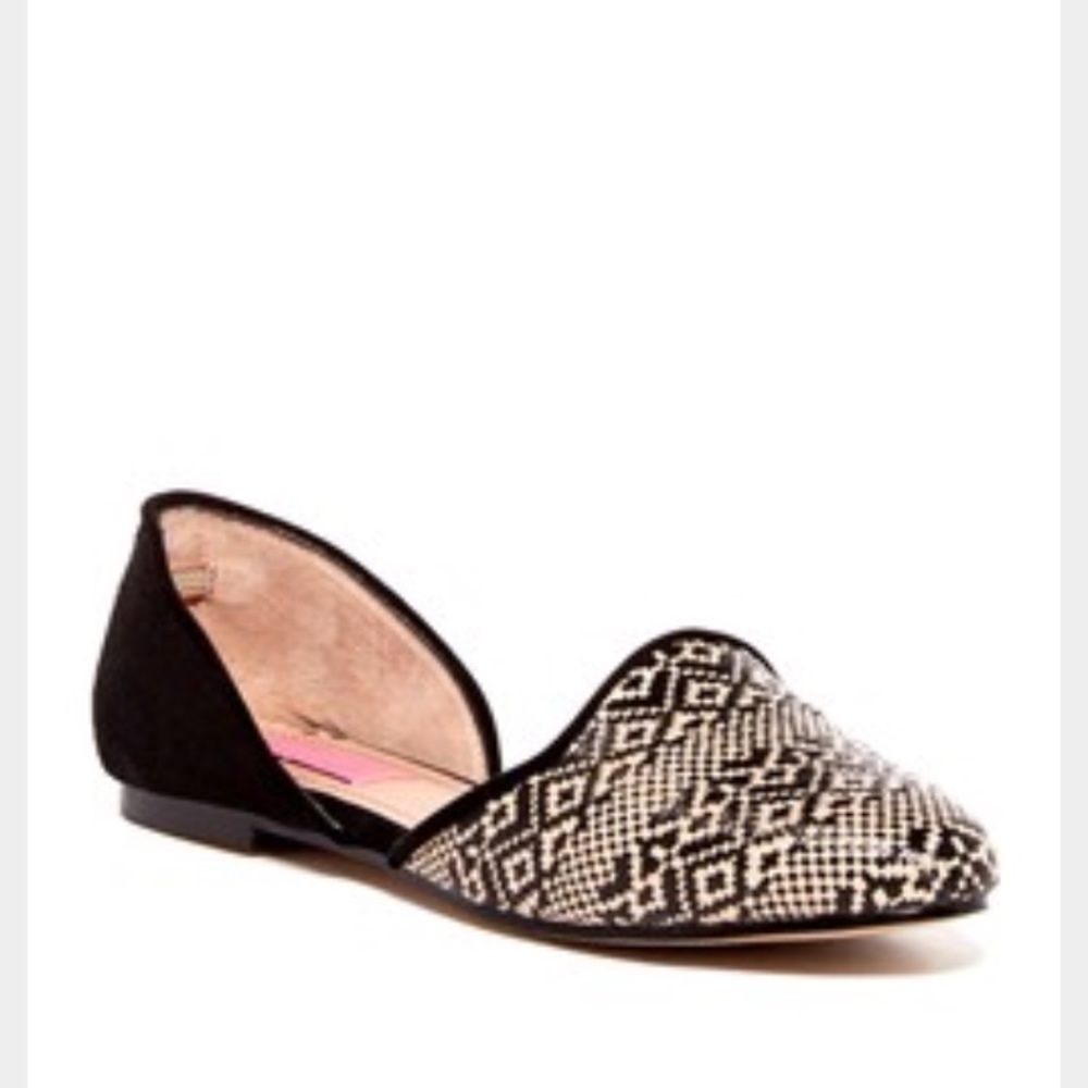 Betsey johnson cocoh flats