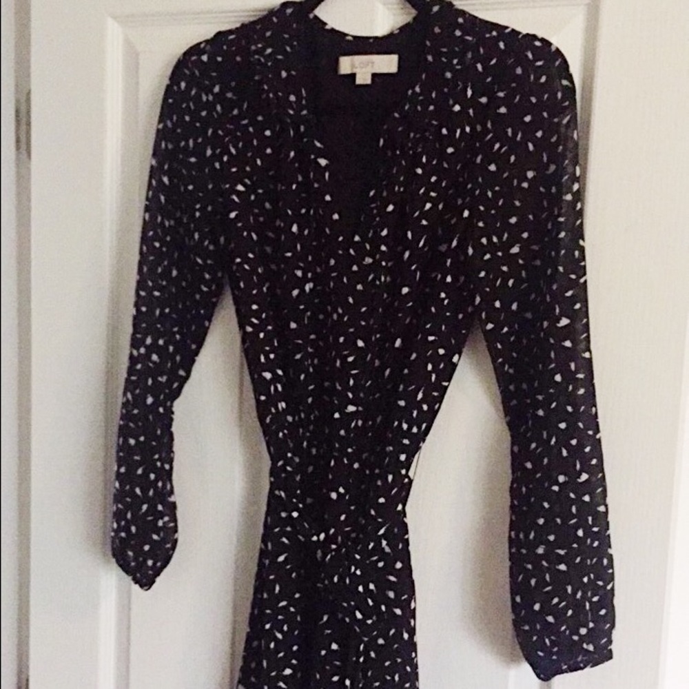 LOFT long sleeve dress