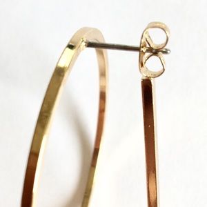 NWT Geometric Circle and Bar Gold Ear Hug Earrings