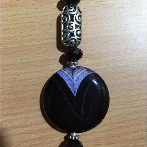 "Y" Style Necklace. - Picture 2 of 6