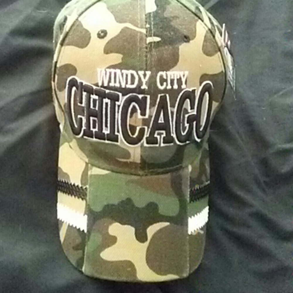 CHICAGO cap NWT