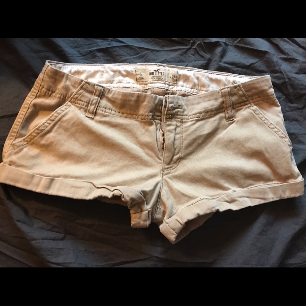 Hollister khaki shorts size 5