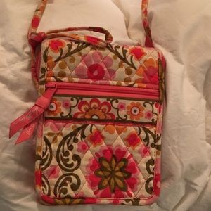 Vera Bradley Cross body purse GENTLY USED