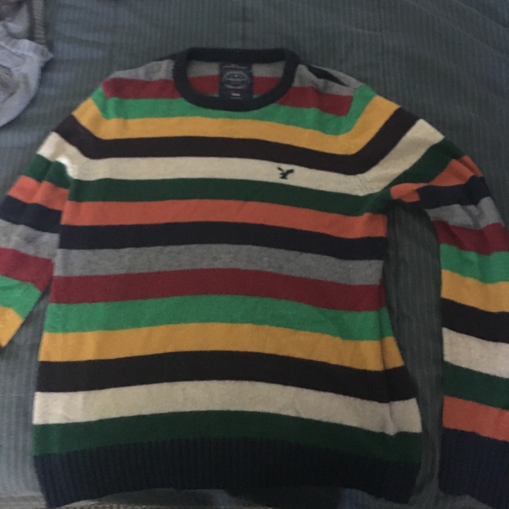 American Eagle Sweater