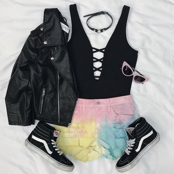 Gypsy Warrior Shorts { size 26 } - Picture 2 of 8