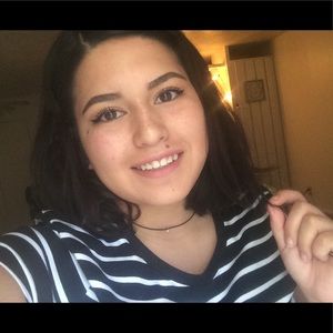 Meet your Posher, Andrea