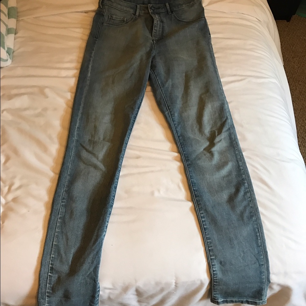 H&M super skinny high-waisted light jeans