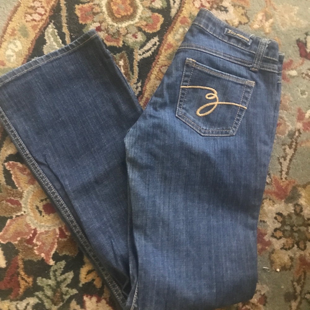 EUC boot cut jeans by Zco size 7