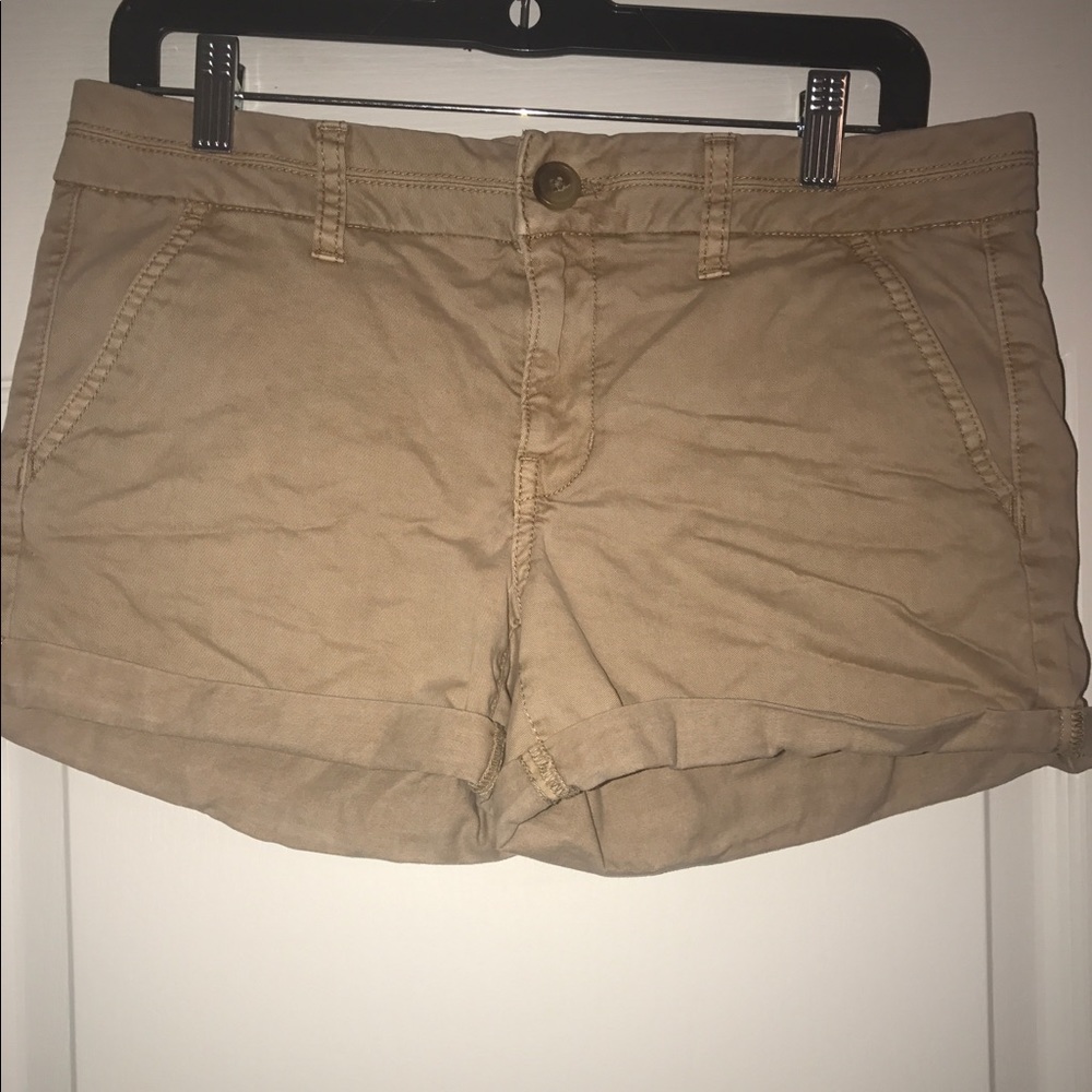 American Eagle khaki shorts