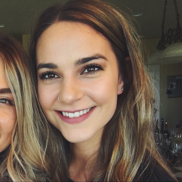 Meet the Posher Other - Meet your Posher, Aubrea