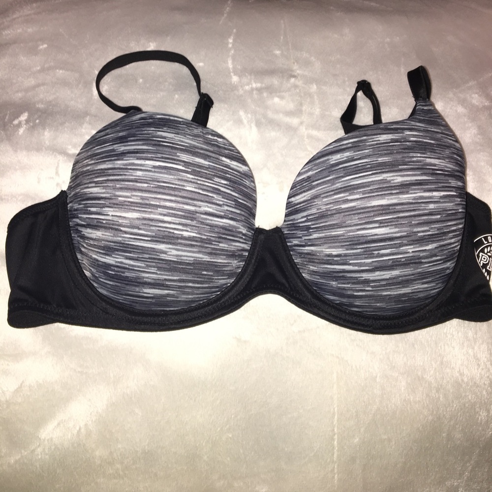Victoria's Secret Wear Everywhere Lightly Lined