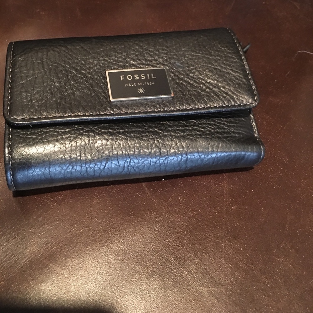 Fossil wallet