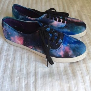 Galaxy Vans