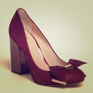 Vince Camuto Verona Bow Chunky Heel Burgundy Pumps