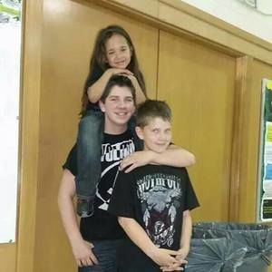 Meet your Posher, Linda