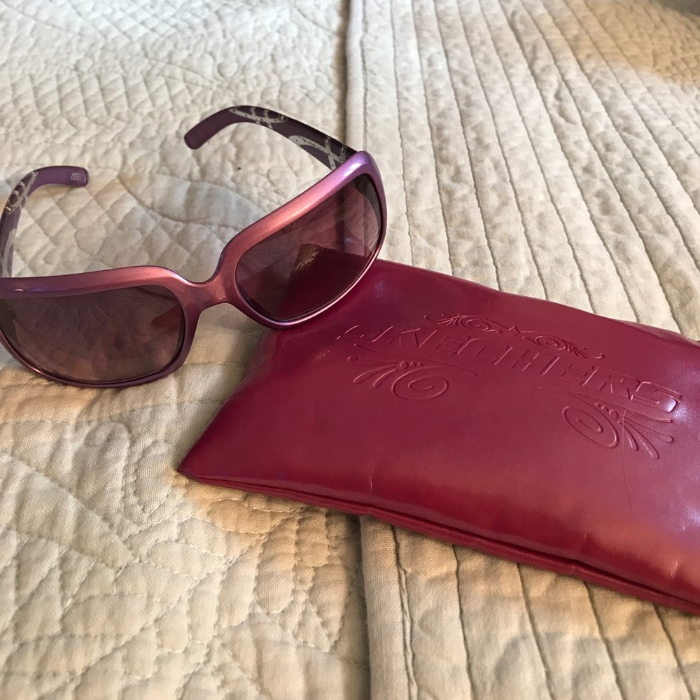 Skechers sunglasses