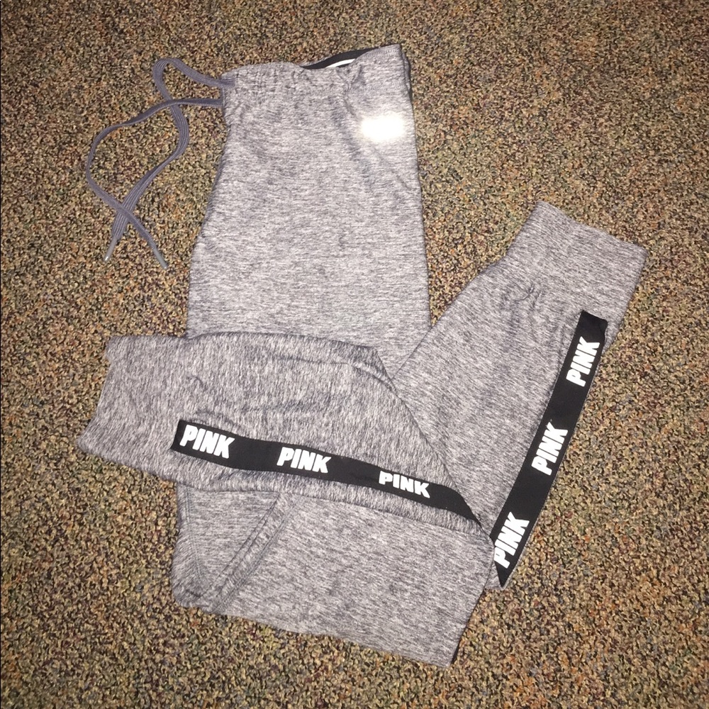 PINK Ultimate Leggings