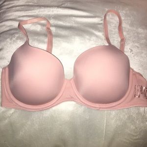 Victoria's Secret Wear Everywhere Lightly Lined