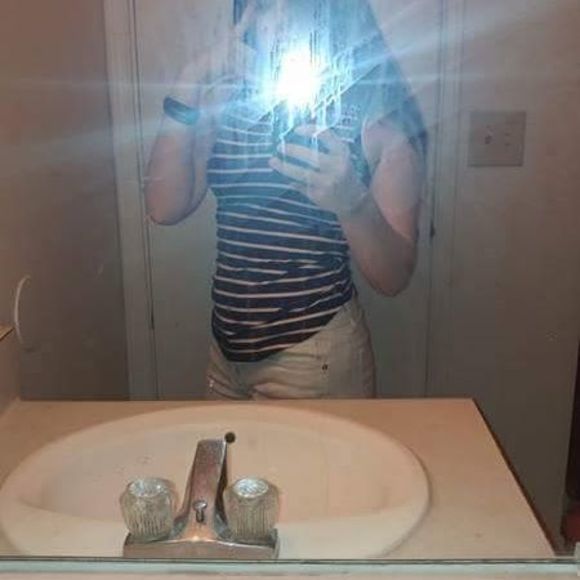 Meet your Posher, Myka - Picture 1 of 1