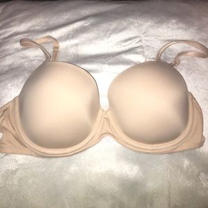 Victoria's Secret Wear Everywhere Lightly Lined