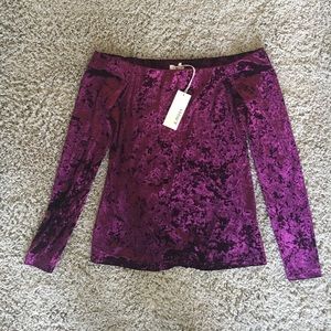 NWT A. Moss crushed velvet off the shoulder top