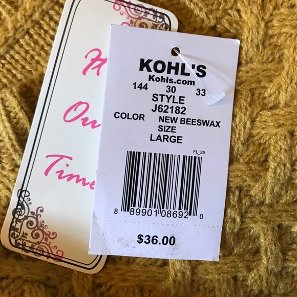 Completely new sweater - Picture 2 of 2