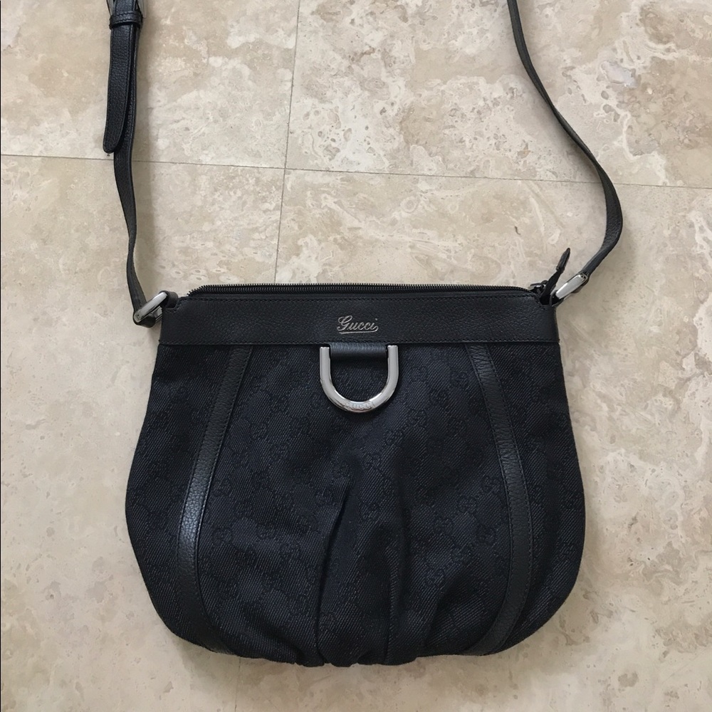 Authentic Gucci cross body