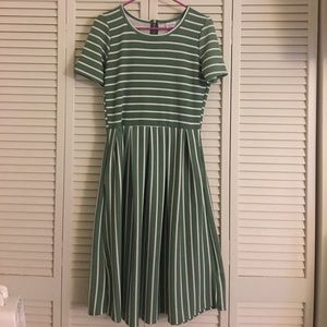 GORGEOUS green & white striped Amelia dress size L