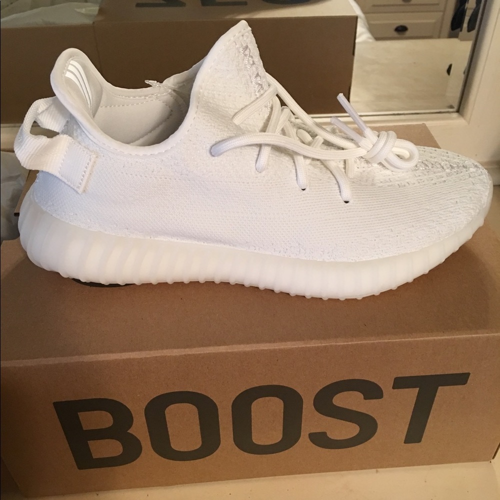 Yeezy Boost 350 V2