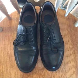 Men's dress shoes