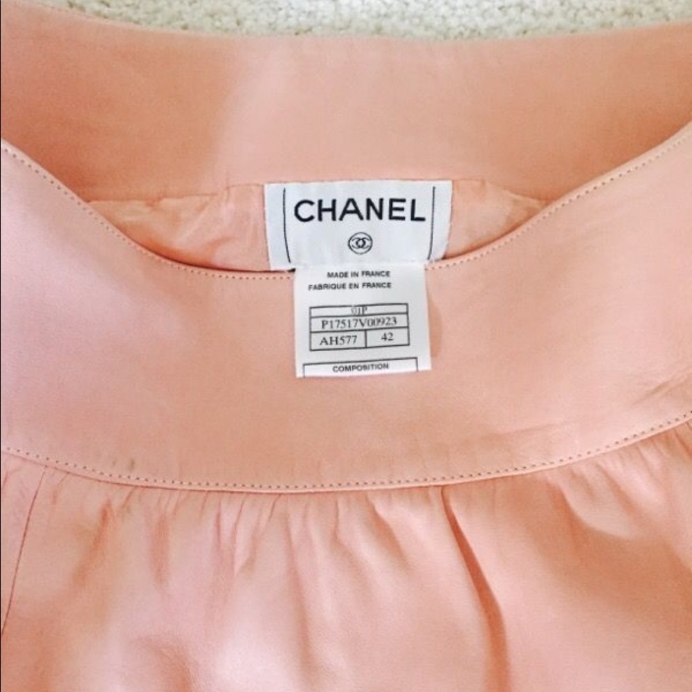 Lambskin Chanel skirt size 42