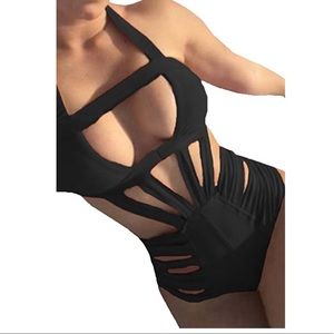 🔥SEXY One Piece Bathing Suit 🔥