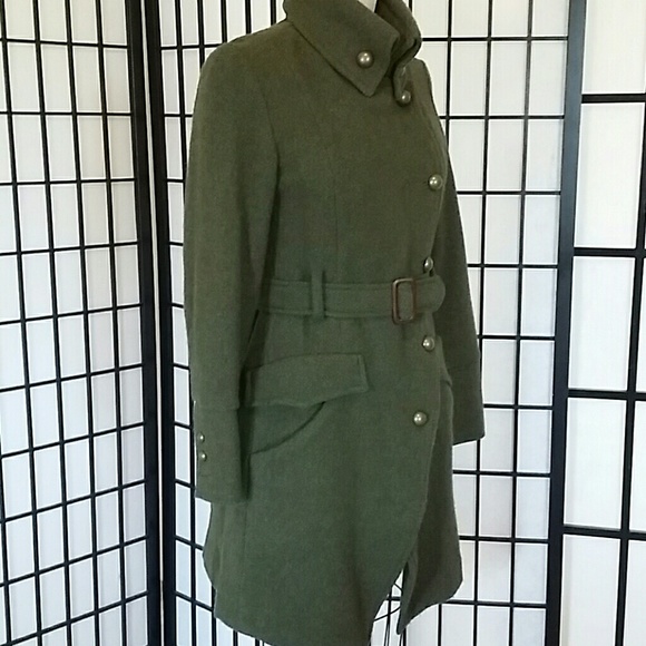 Coat - Picture 3 of 4